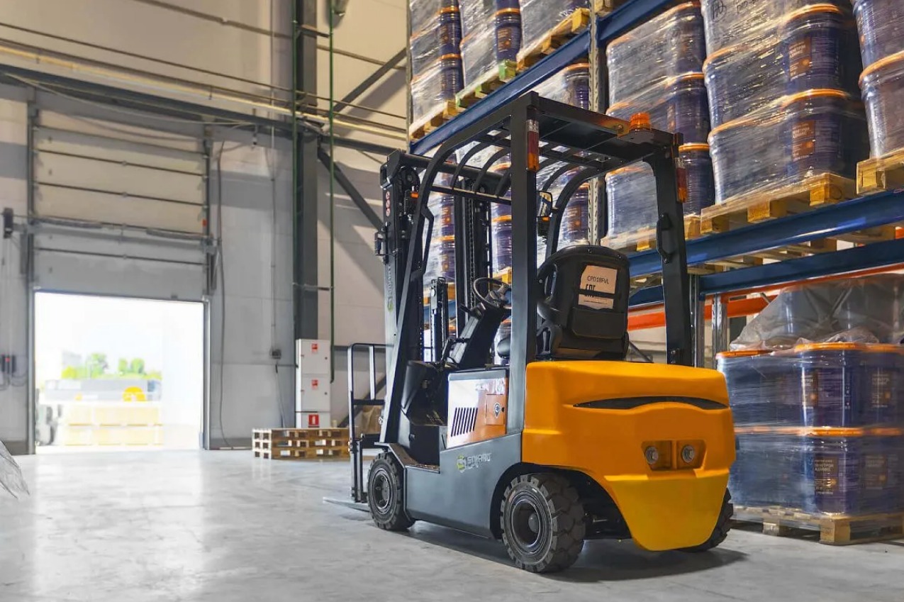 Modern warehouse and logistics operations